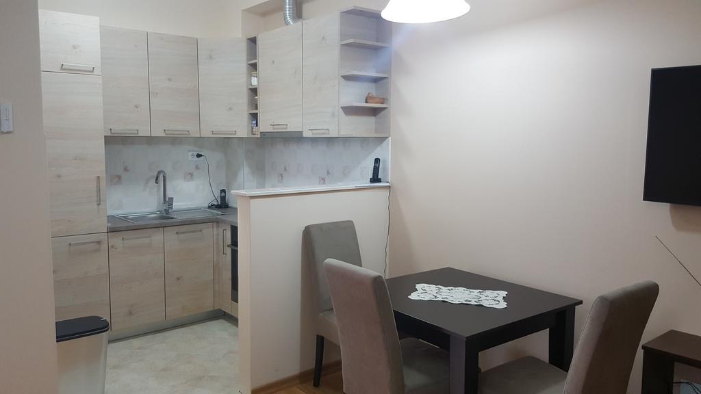 Nikolina Apartments Kotor Buitenkant foto